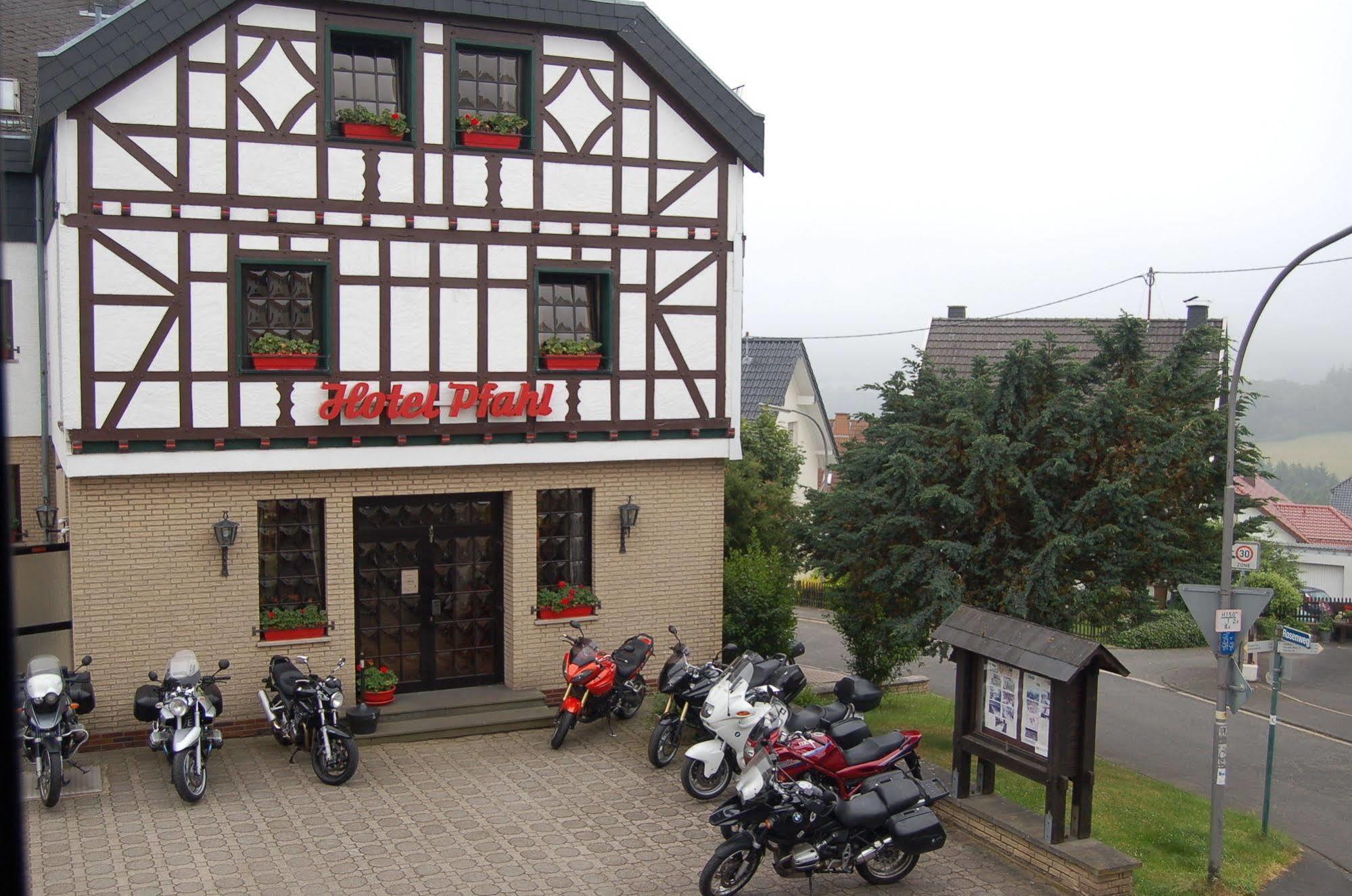 Landgasthaus Pfahl Wershofen Exteriör bild