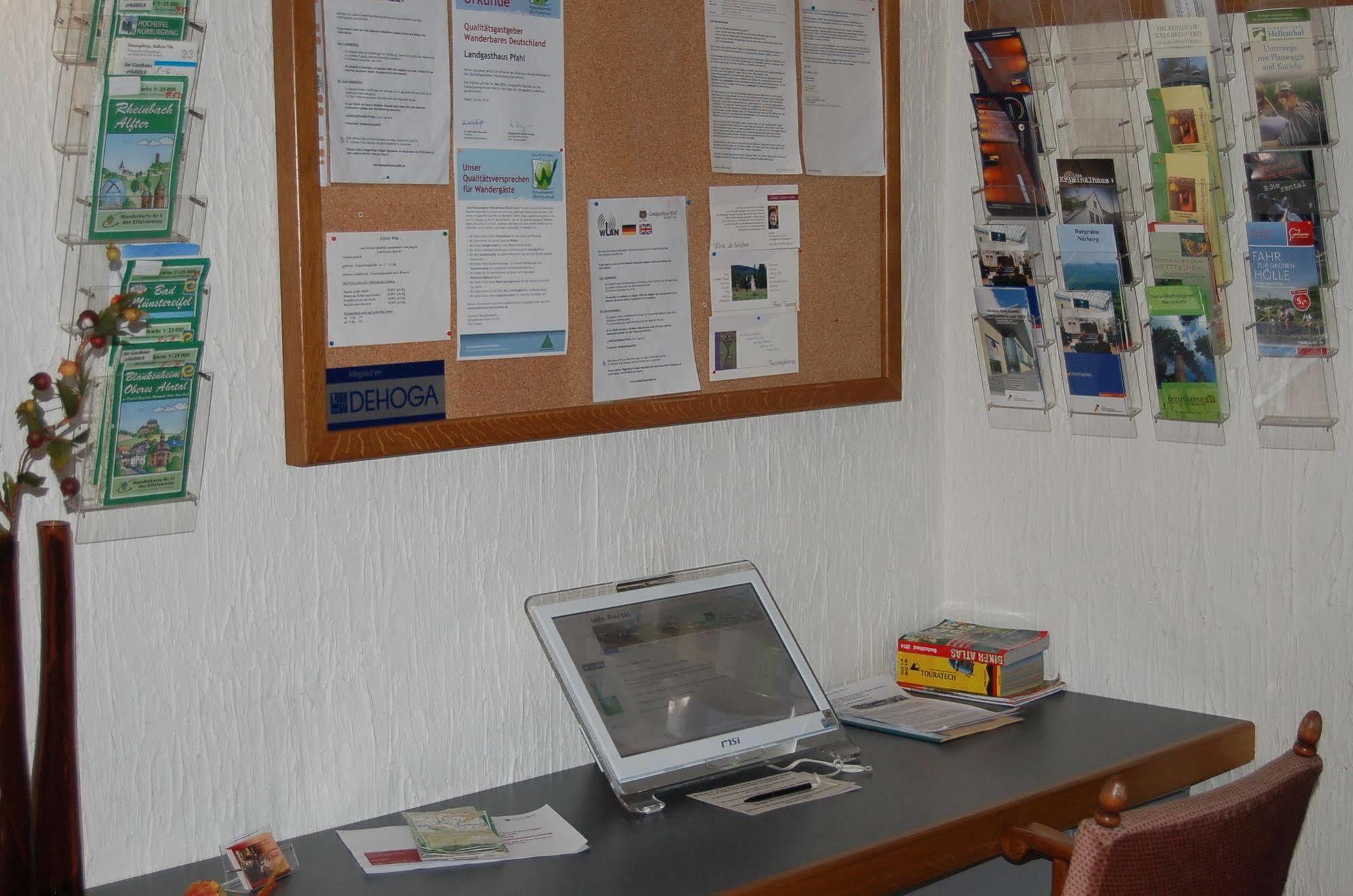 Landgasthaus Pfahl Wershofen Exteriör bild