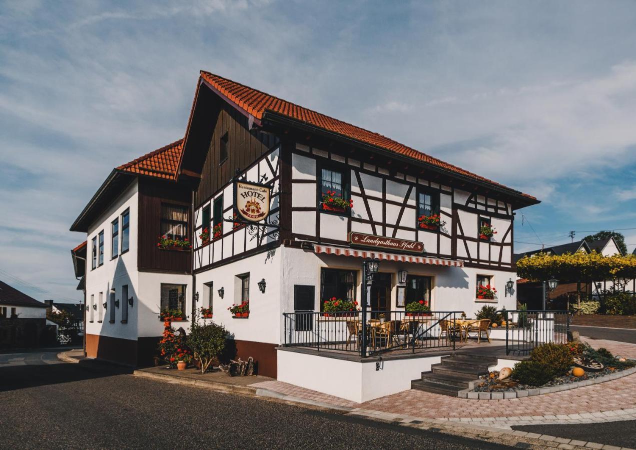 Landgasthaus Pfahl Wershofen Exteriör bild
